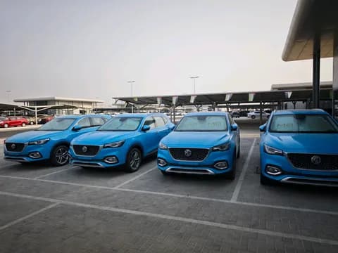 إم جي إتش إس 2-0t-luxury-awd 2025 جديدة إم جي إتش إس 2-0t-luxury-awd 2025 جديدة used_cars.forSale