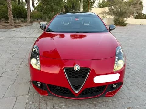 ألفا روميو جيوليتا 1.8T 2018 مستعملة ألفا روميو جيوليتا 1.8T 2018 مستعملة used_cars.forSale