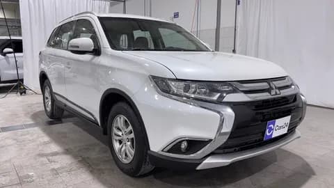 ميتسوبيشي أوت لاندر 2017 مستعملة ميتسوبيشي أوت لاندر 2017 مستعملة used_cars.forSale