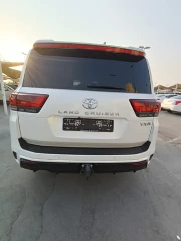 Used Toyota Land Cruiser 4.0L VXR 2025 Used Toyota Land Cruiser 4.0L VXR 2025 used_cars.forSale