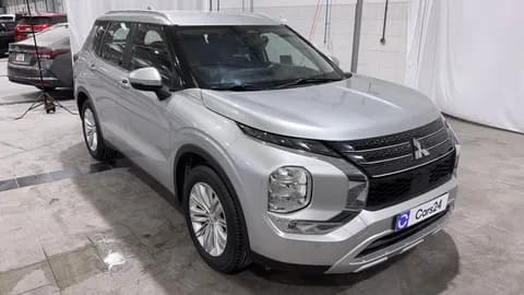 ميتسوبيشي أوت لاندر 2025 مستعملة ميتسوبيشي أوت لاندر 2025 مستعملة used_cars.forSale