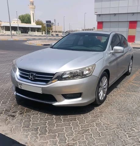 هوندا أكورد 2.4L EXL 2014 مستعملة هوندا أكورد 2.4L EXL 2014 مستعملة used_cars.forSale