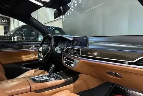 بي إم دبليو الفئة السابعة 730Li 2020 مستعملة بي إم دبليو الفئة السابعة 730Li 2020 مستعملة used_cars.forSale