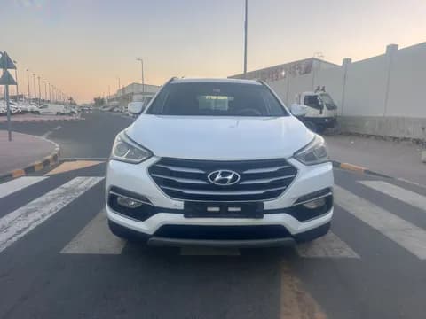 هيونداي سانتافيه 2.4L دفع أمامي 2018 مستعملة هيونداي سانتافيه 2.4L دفع أمامي 2018 مستعملة used_cars.forSale