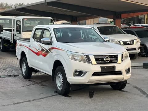 Used Nissan Navara SE 4x4 (5-Seater) A/T 2020 Used Nissan Navara SE 4x4 (5-Seater) A/T 2020 used_cars.forSale