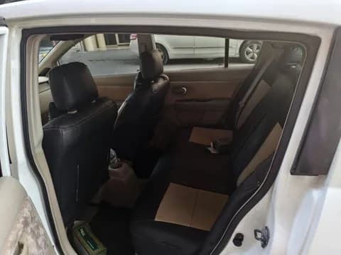نيسان تييدا Hatchback 2011 مستعملة نيسان تييدا Hatchback 2011 مستعملة used_cars.forSale