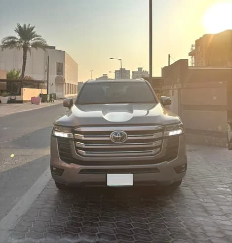 Used Toyota Land Cruiser 3.5T GXR 2024 Used Toyota Land Cruiser 3.5T GXR 2024 used_cars.forSale
