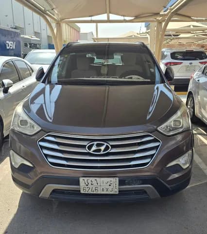 Used Hyundai Santa Fe 3.3L AWD 2014 Used Hyundai Santa Fe 3.3L AWD 2014 used_cars.forSale