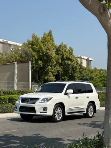 لكزس أل أكس 570 5 door 5.7L 2011 مستعملة لكزس أل أكس 570 5 door 5.7L 2011 مستعملة used_cars.forSale