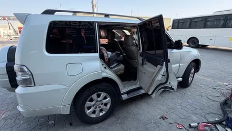 ميتسوبيشي باجيرو 3.8L 5 Door 2010 مستعملة ميتسوبيشي باجيرو 3.8L 5 Door 2010 مستعملة used_cars.forSale